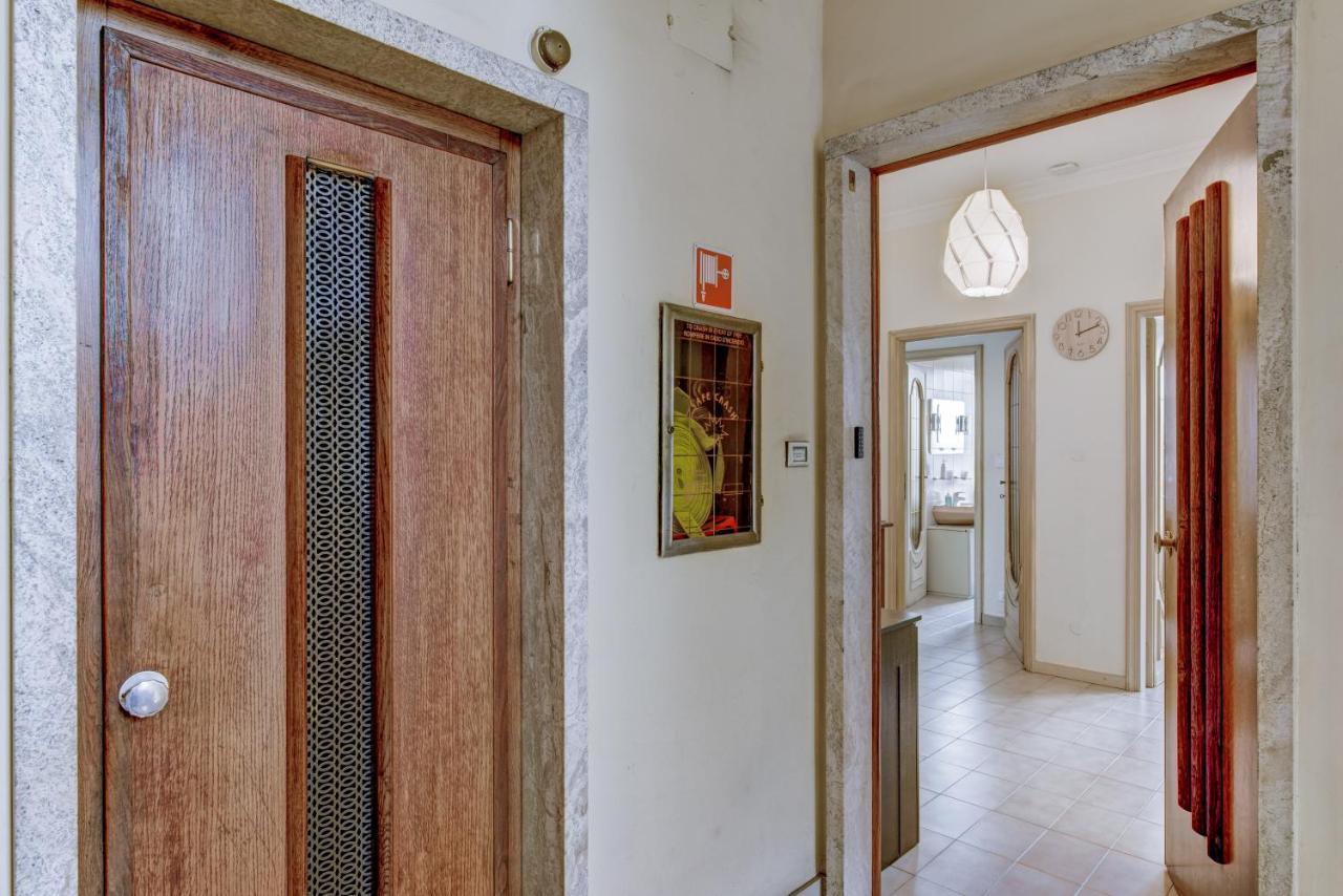 Bramante House - Intero Trilocale Vicino Alla Metro Турин Экстерьер фото
